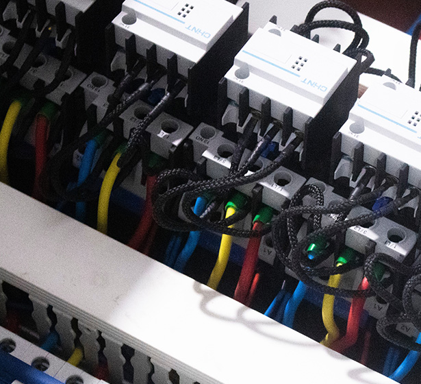 Elosztó berendezés gyártás