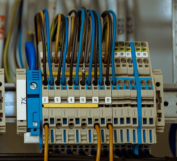 Elosztó berendezés gyártás